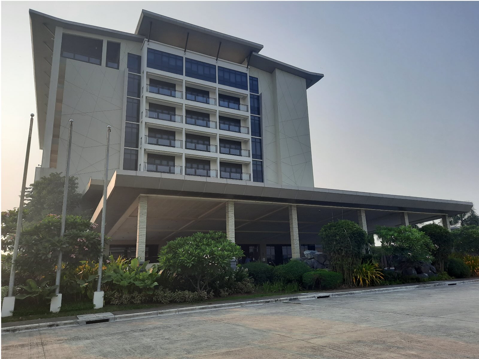 The Bayleaf Hotel Cavite Building