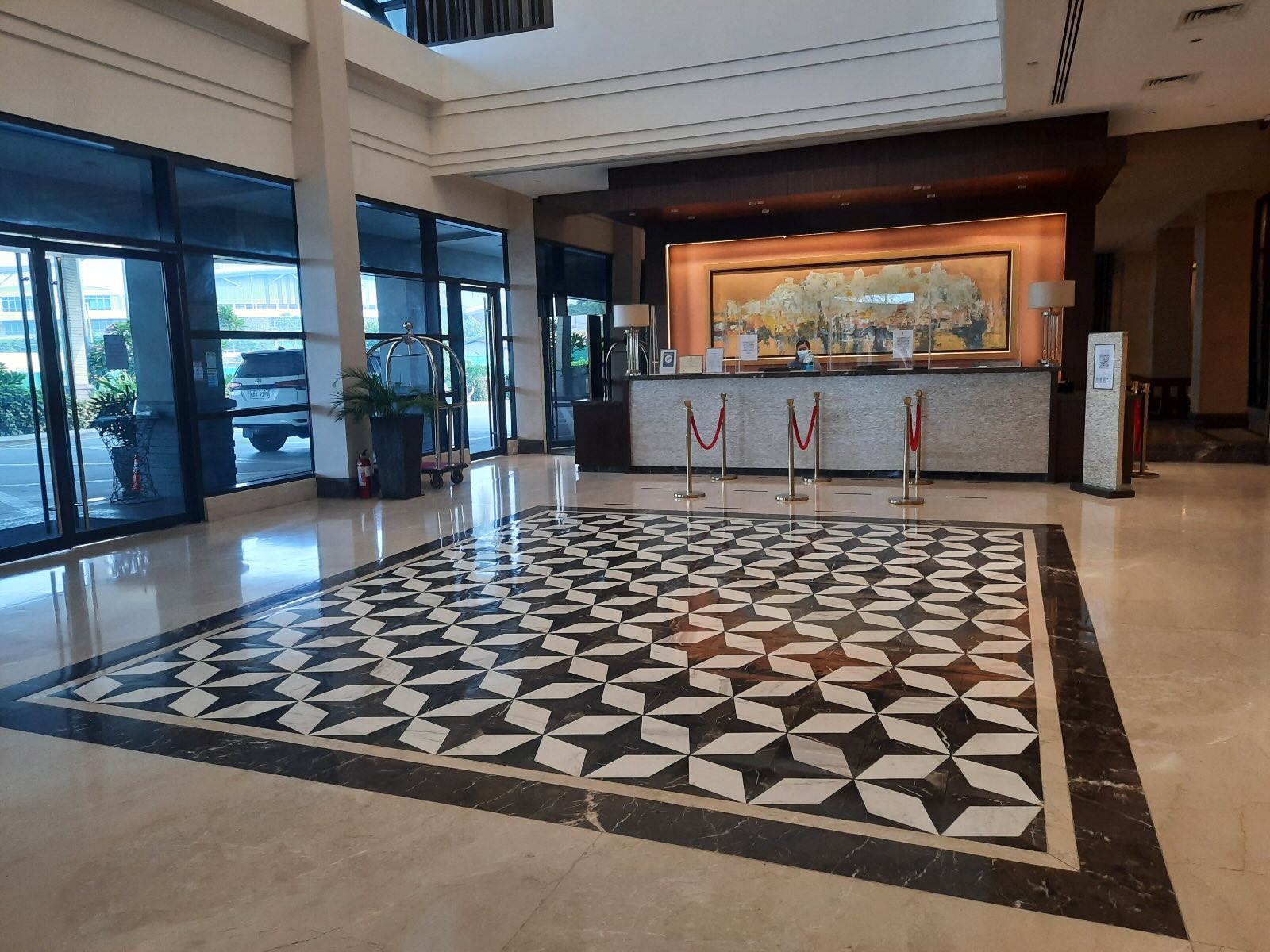 The Bayleaf Hotel Cavite Hotel Lobby